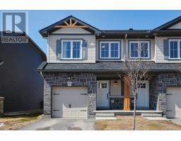 30 WHITCOMB CRESCENT, Smiths Falls, Ontario