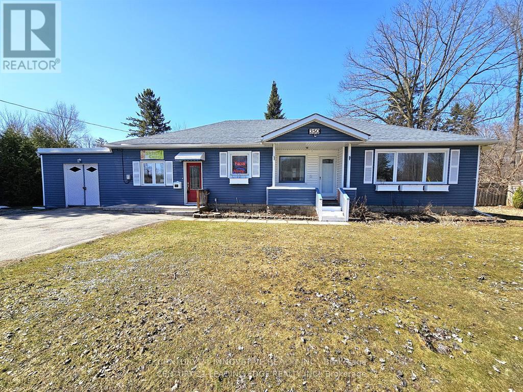 350 THE QUEENSWAY S, Georgina (Keswick South)