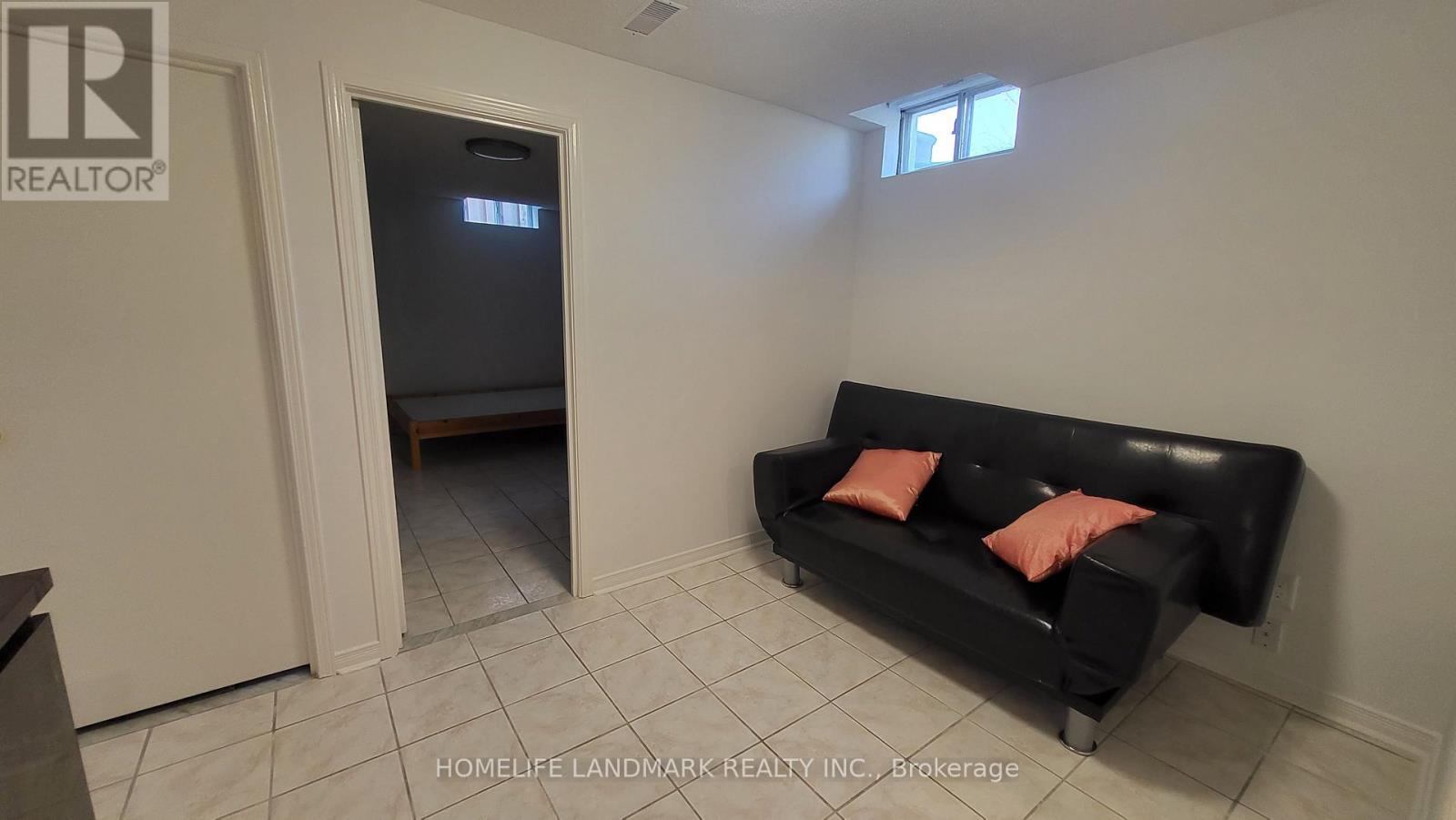 75 Maitland Drive, Markham (Milliken Mills West), Ontario  L3R 4T6 - Photo 3 - N13566596