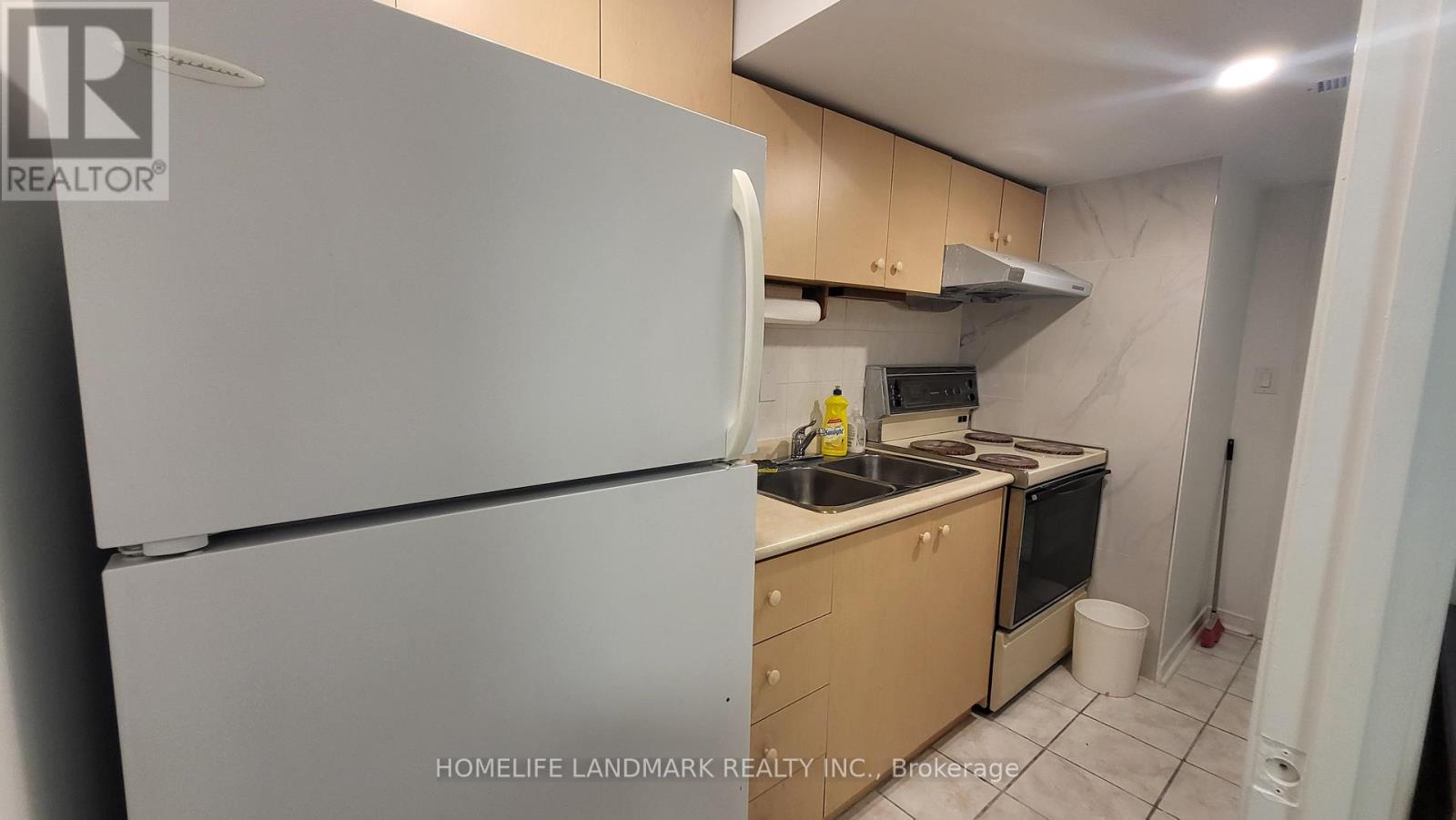 75 Maitland Drive, Markham (Milliken Mills West), Ontario  L3R 4T6 - Photo 5 - N13566596