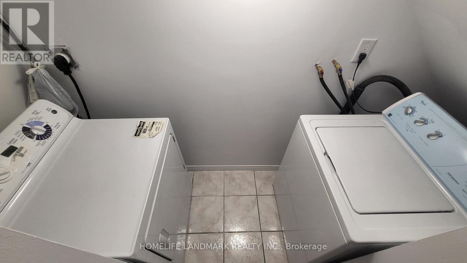 75 Maitland Drive, Markham (Milliken Mills West), Ontario  L3R 4T6 - Photo 7 - N13566596