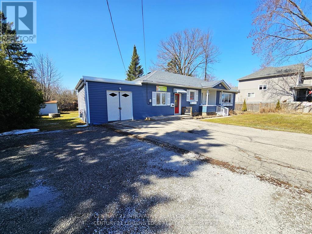 350 The Queensway S, Georgina, Ontario  L4P 2B9 - Photo 2 - N13566618