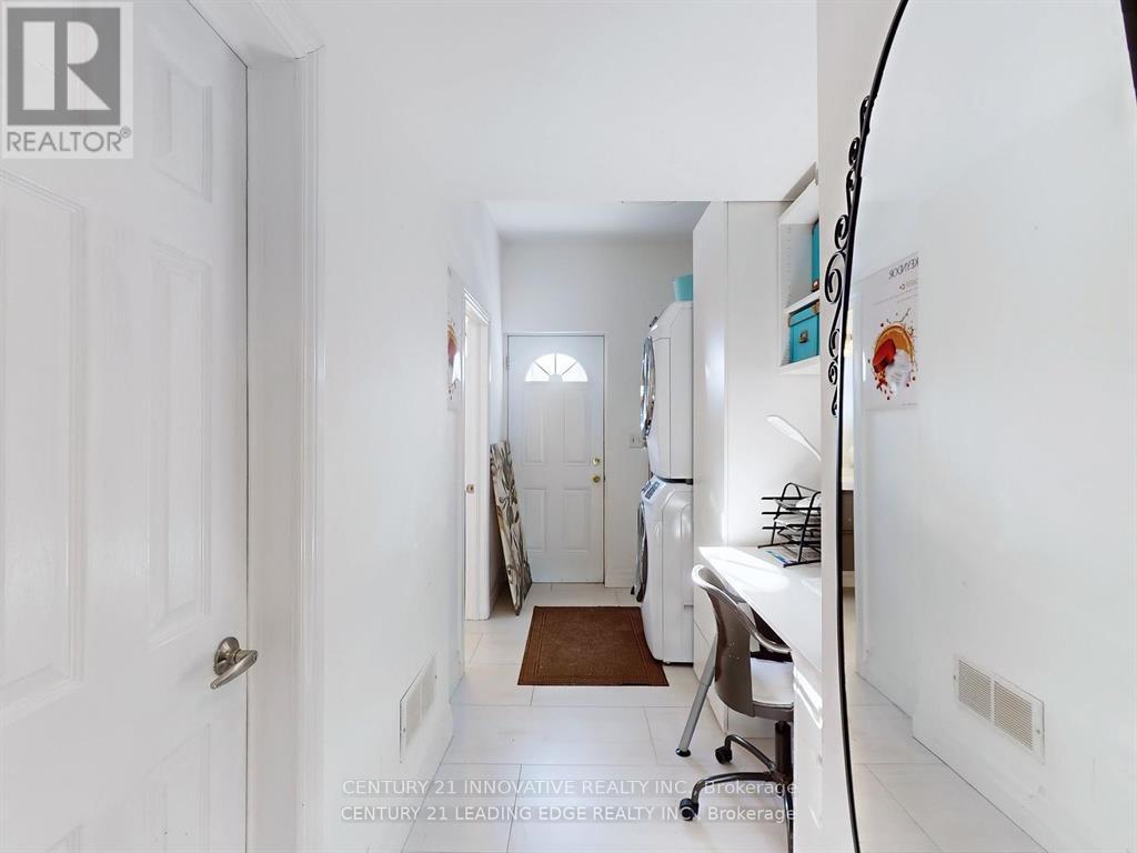 350 The Queensway S, Georgina, Ontario  L4P 2B9 - Photo 21 - N13566618