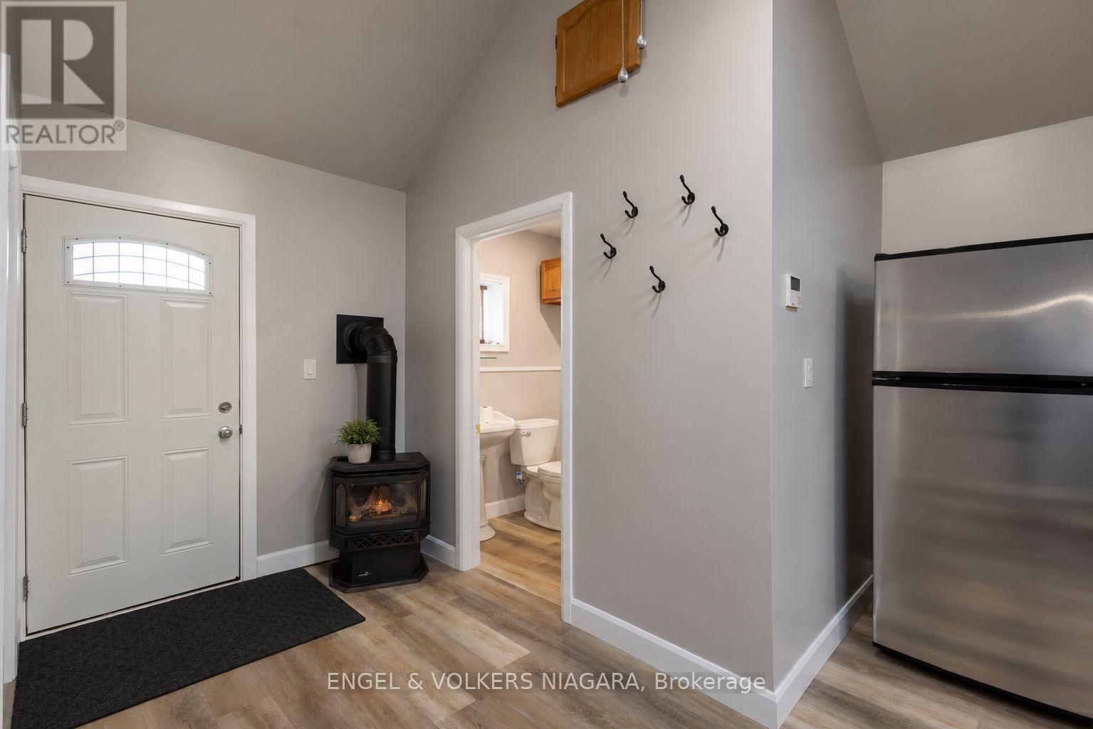 3786 St James Avenue, Niagara Falls, Ontario  L2J 2R1 - Photo 2 - X13566712