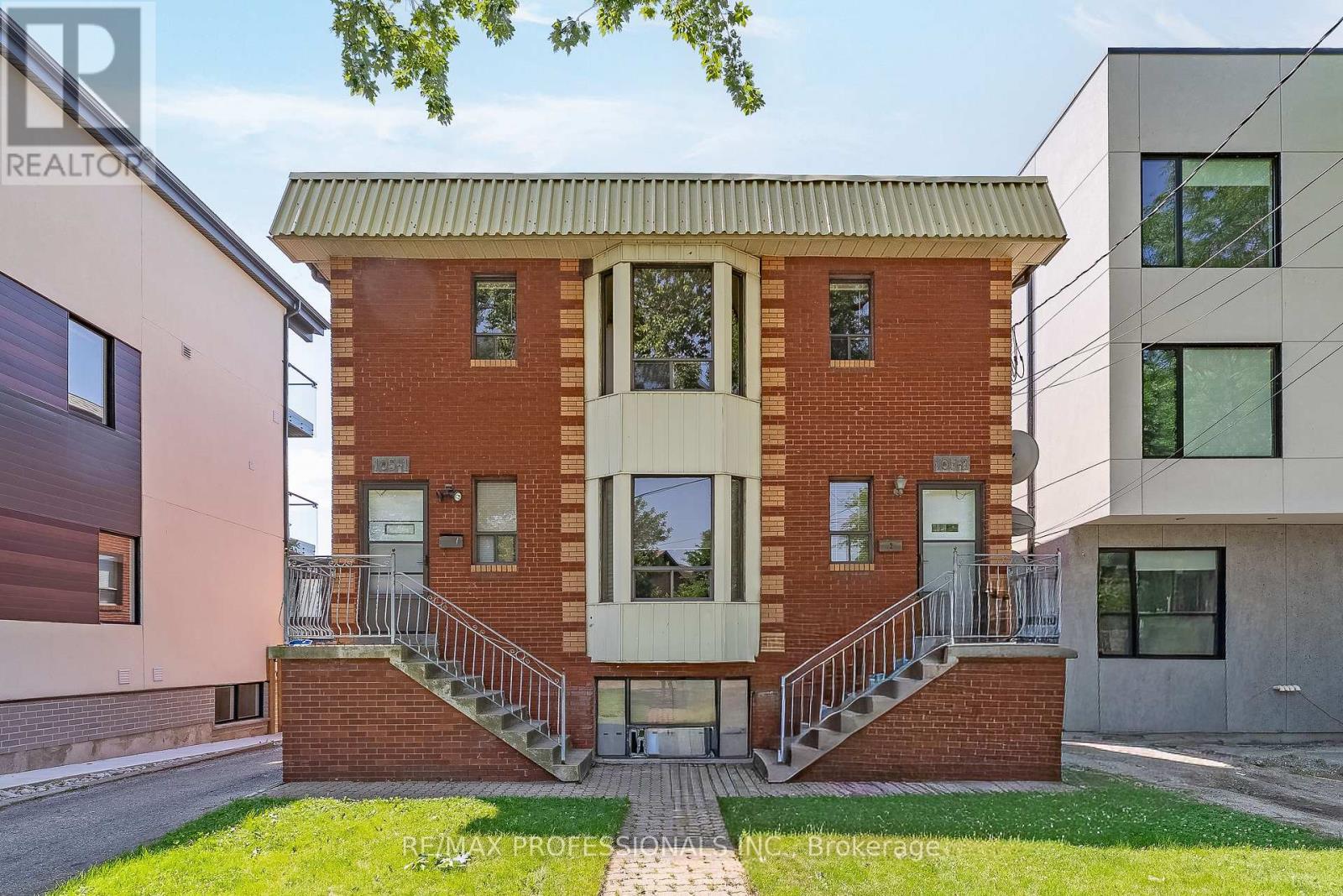 105 CAVELL AVENUE, Toronto (Mimico)