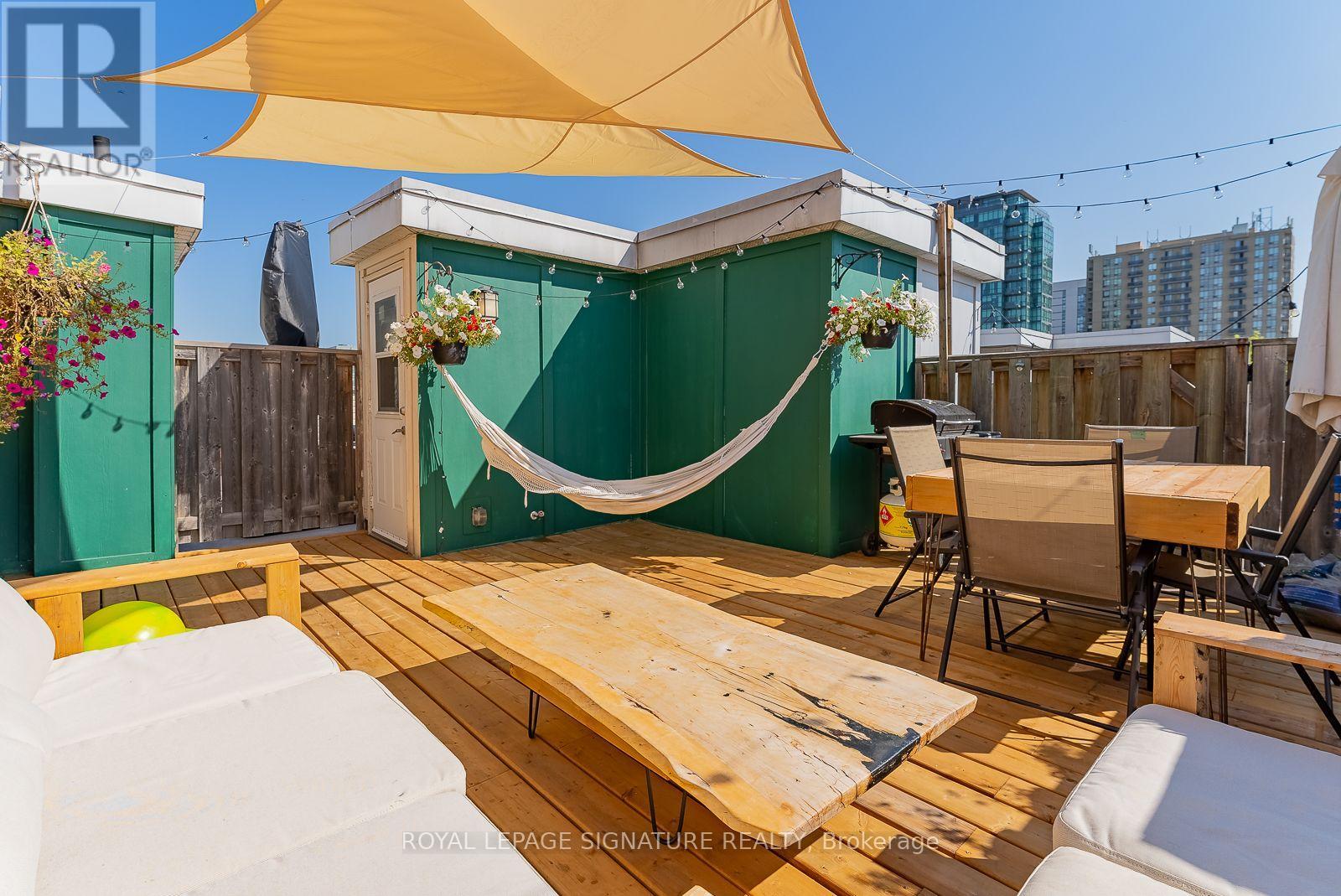 1612 - 28 Laidlaw Street, Toronto, Ontario  M6K 1X2 - Photo 3 - W13566514