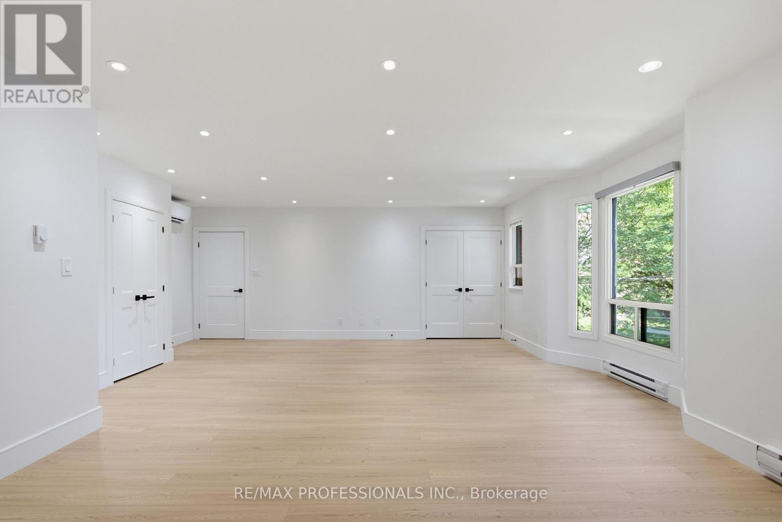 105 Cavell Avenue, Toronto, Ontario  M8V 1P5 - Photo 10 - W13566524