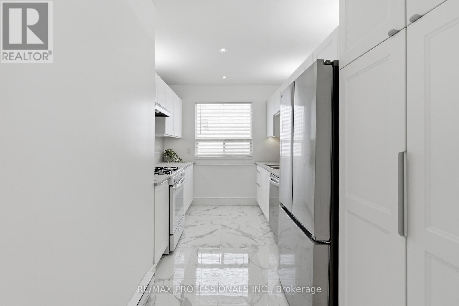 105 Cavell Avenue, Toronto, Ontario  M8V 1P5 - Photo 15 - W13566524