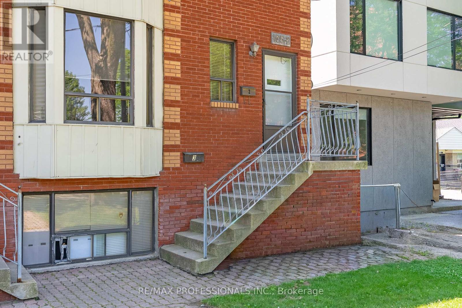 105 Cavell Avenue, Toronto, Ontario  M8V 1P5 - Photo 2 - W13566524