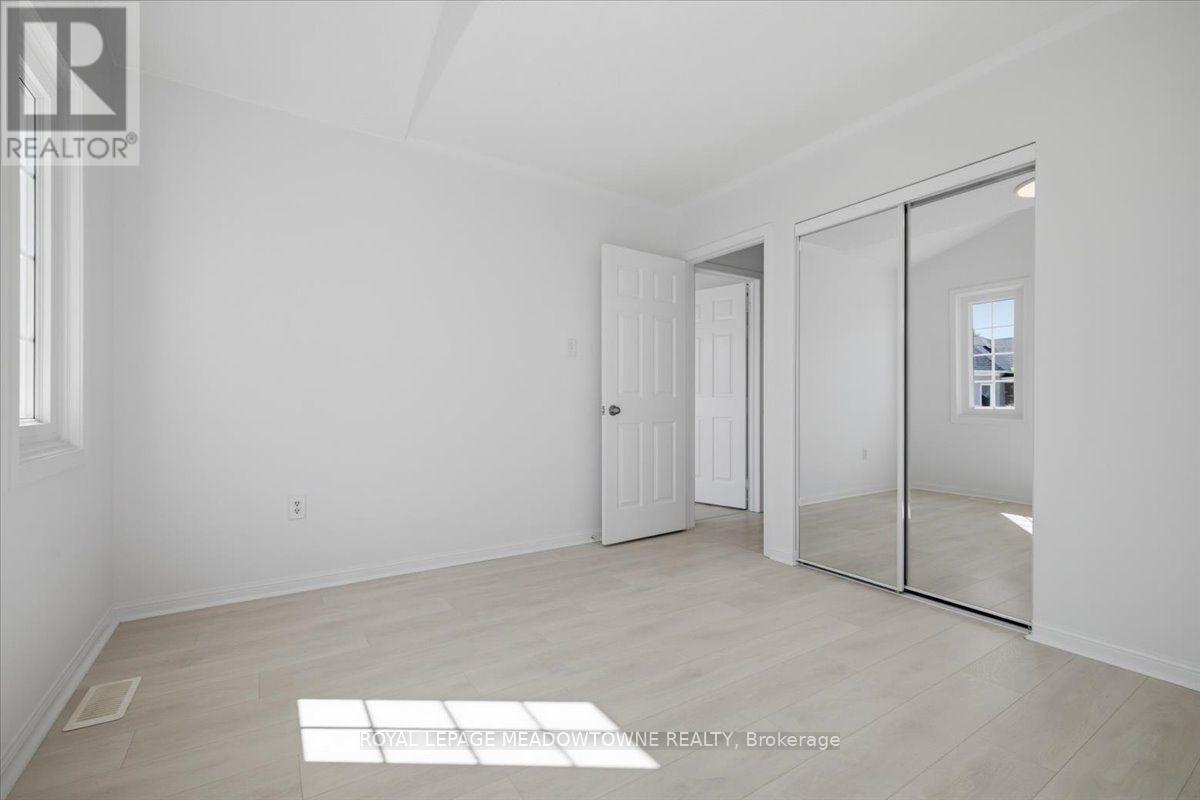 2068 Broadleaf Crescent, Burlington, Ontario  L7L 6S4 - Photo 25 - W13566660