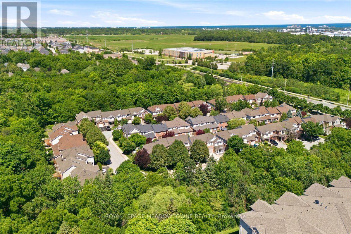 2068 Broadleaf Crescent, Burlington, Ontario  L7L 6S4 - Photo 43 - W13566660