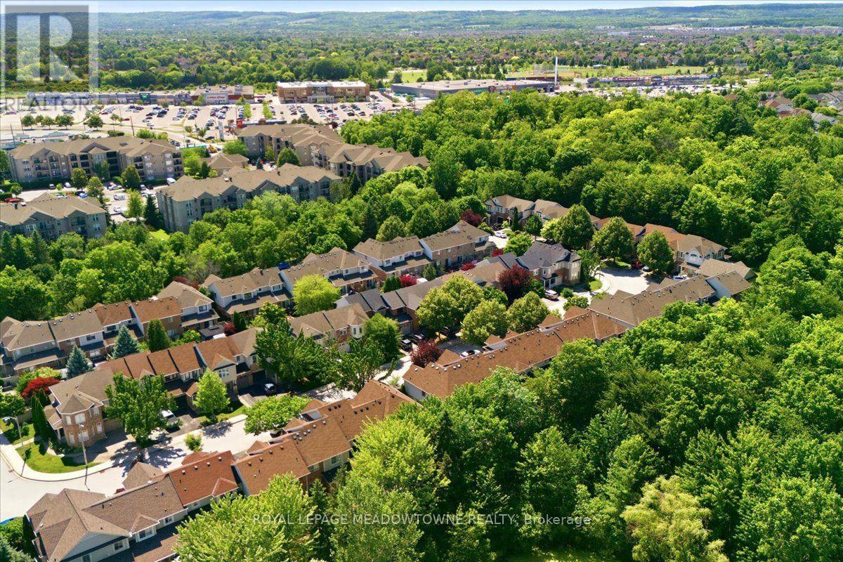 2068 Broadleaf Crescent, Burlington, Ontario  L7L 6S4 - Photo 44 - W13566660
