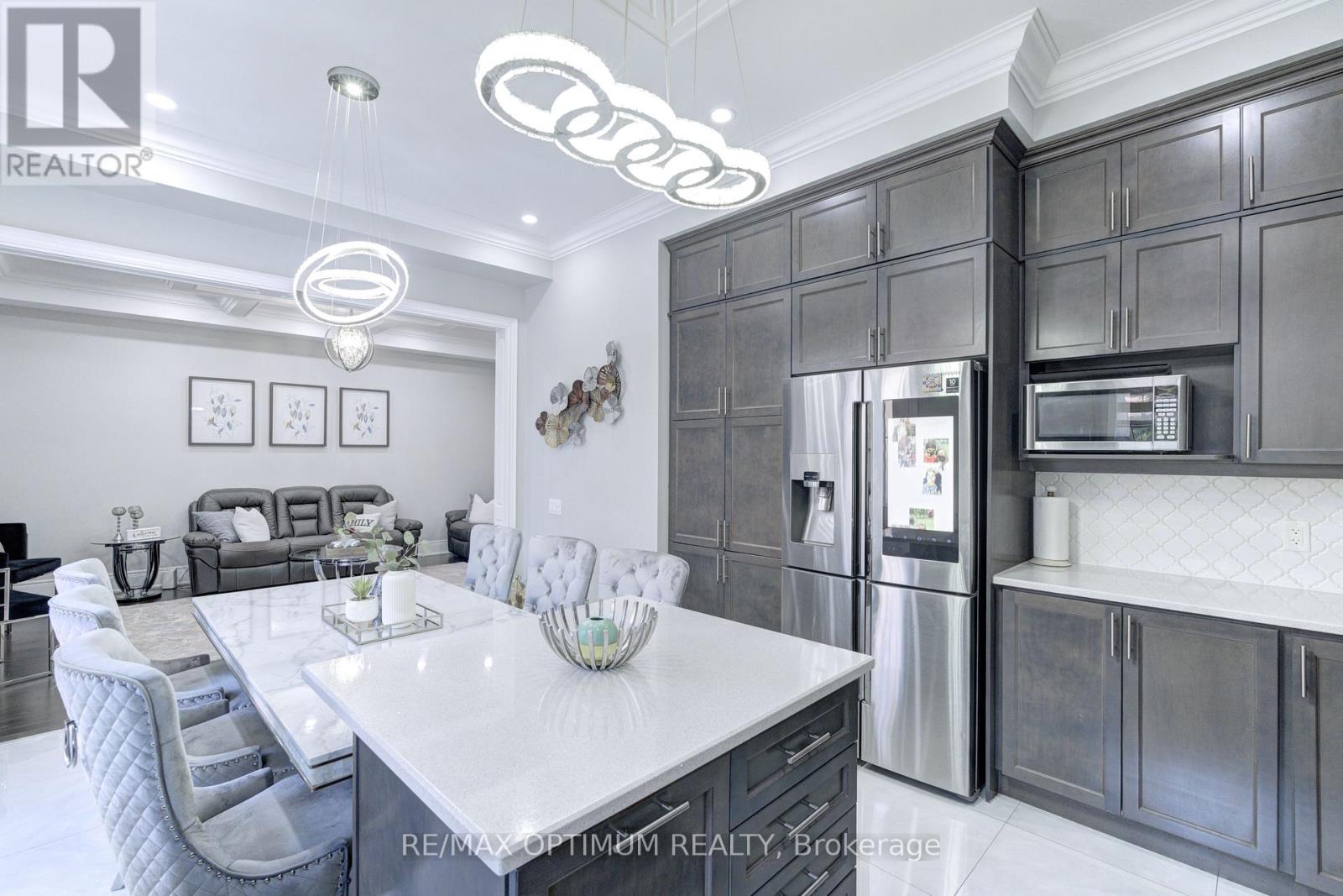 8 Lyle Way, Brampton, Ontario  L6X 5P8 - Photo 14 - W13566708