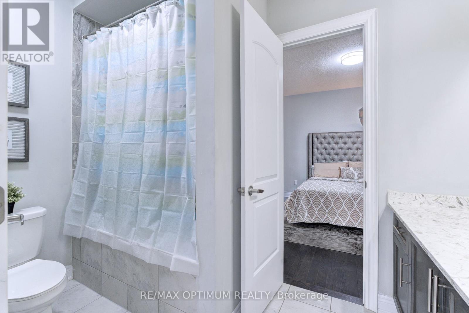 8 Lyle Way, Brampton, Ontario  L6X 5P8 - Photo 26 - W13566708
