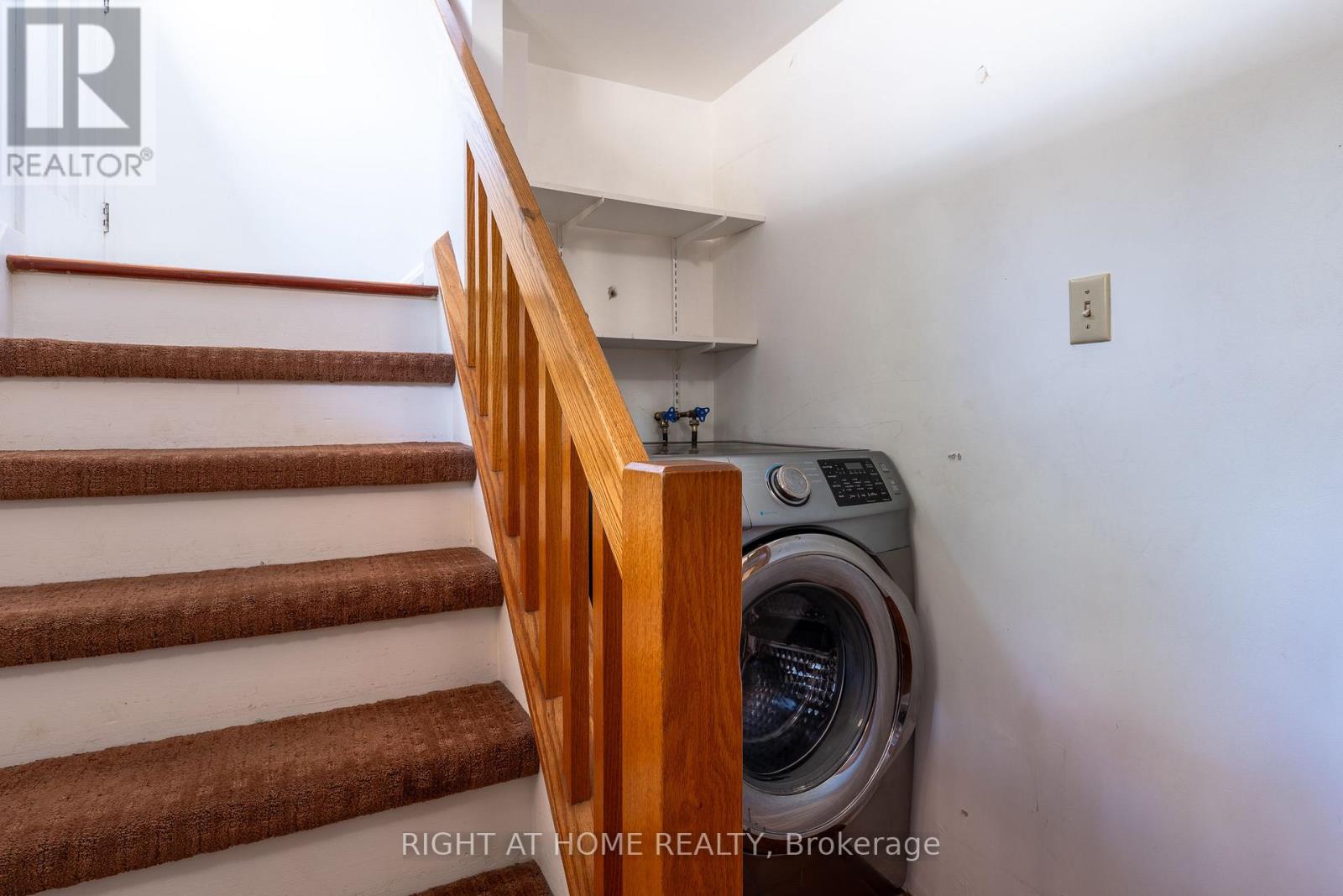 426 Seaton Drive, Oakville, Ontario L6L 3Y4 - Photo 14 - W13566786