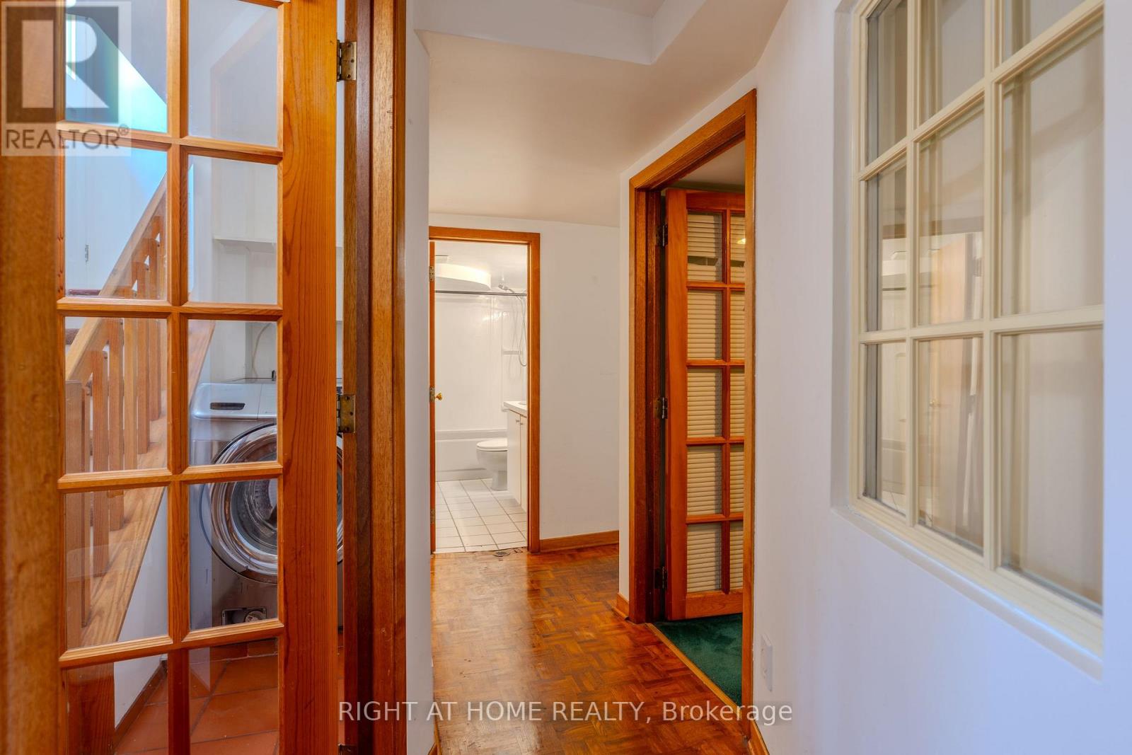 426 Seaton Drive, Oakville, Ontario L6L 3Y4 - Photo 7 - W13566786
