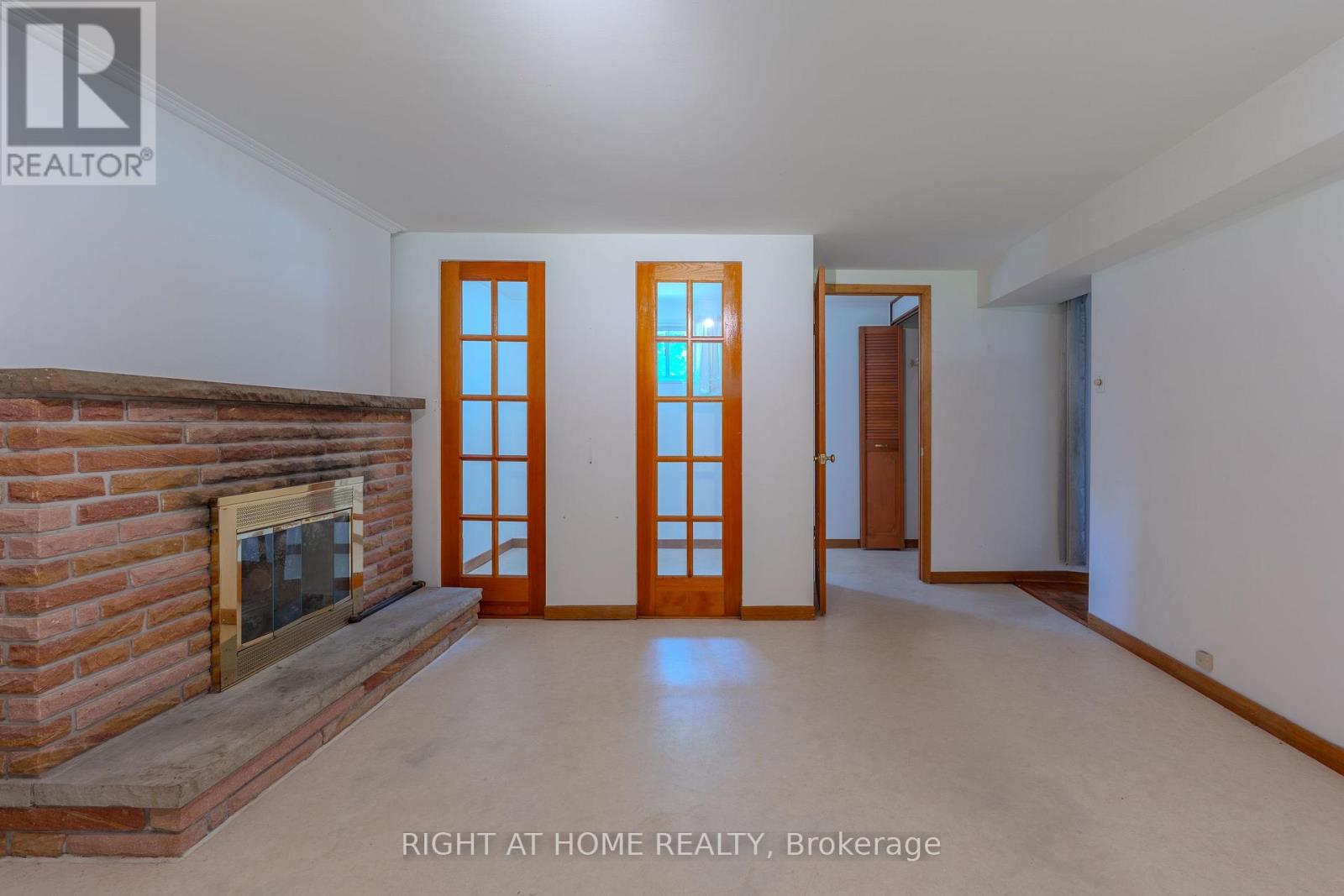 426 Seaton Drive, Oakville, Ontario L6L 3Y4 - Photo 8 - W13566786