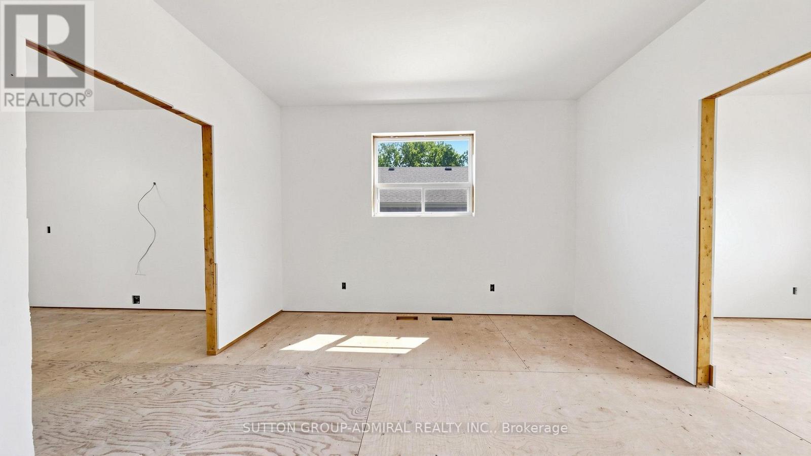 62 Rosemeade Avenue, Toronto, Ontario  M8Y 3A5 - Photo 20 - W13566808
