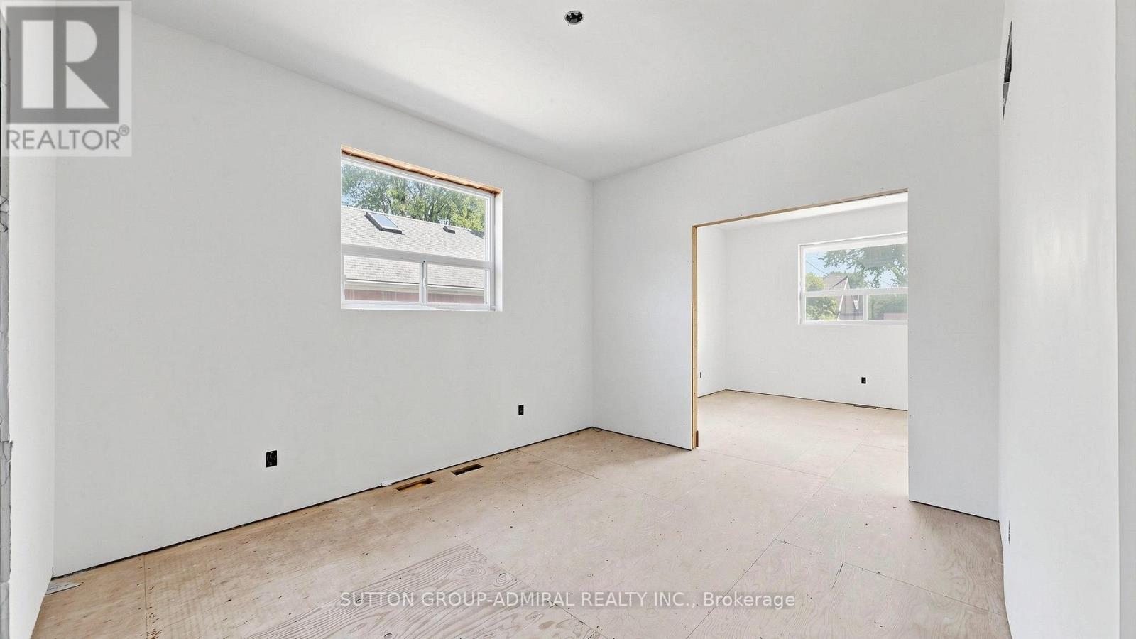 62 Rosemeade Avenue, Toronto, Ontario  M8Y 3A5 - Photo 21 - W13566808