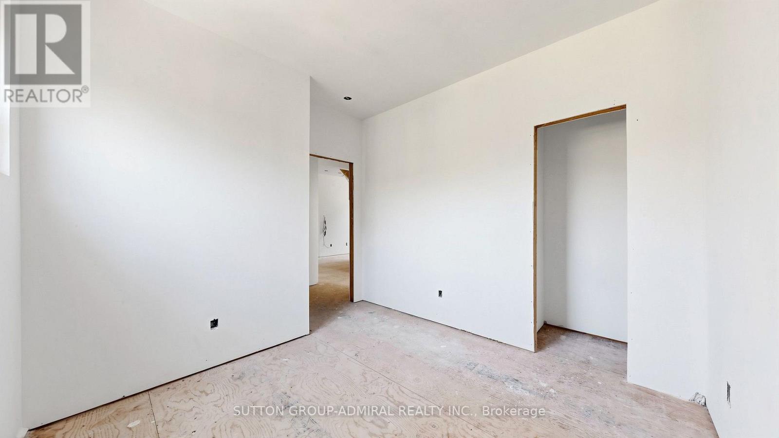62 Rosemeade Avenue, Toronto, Ontario  M8Y 3A5 - Photo 33 - W13566808