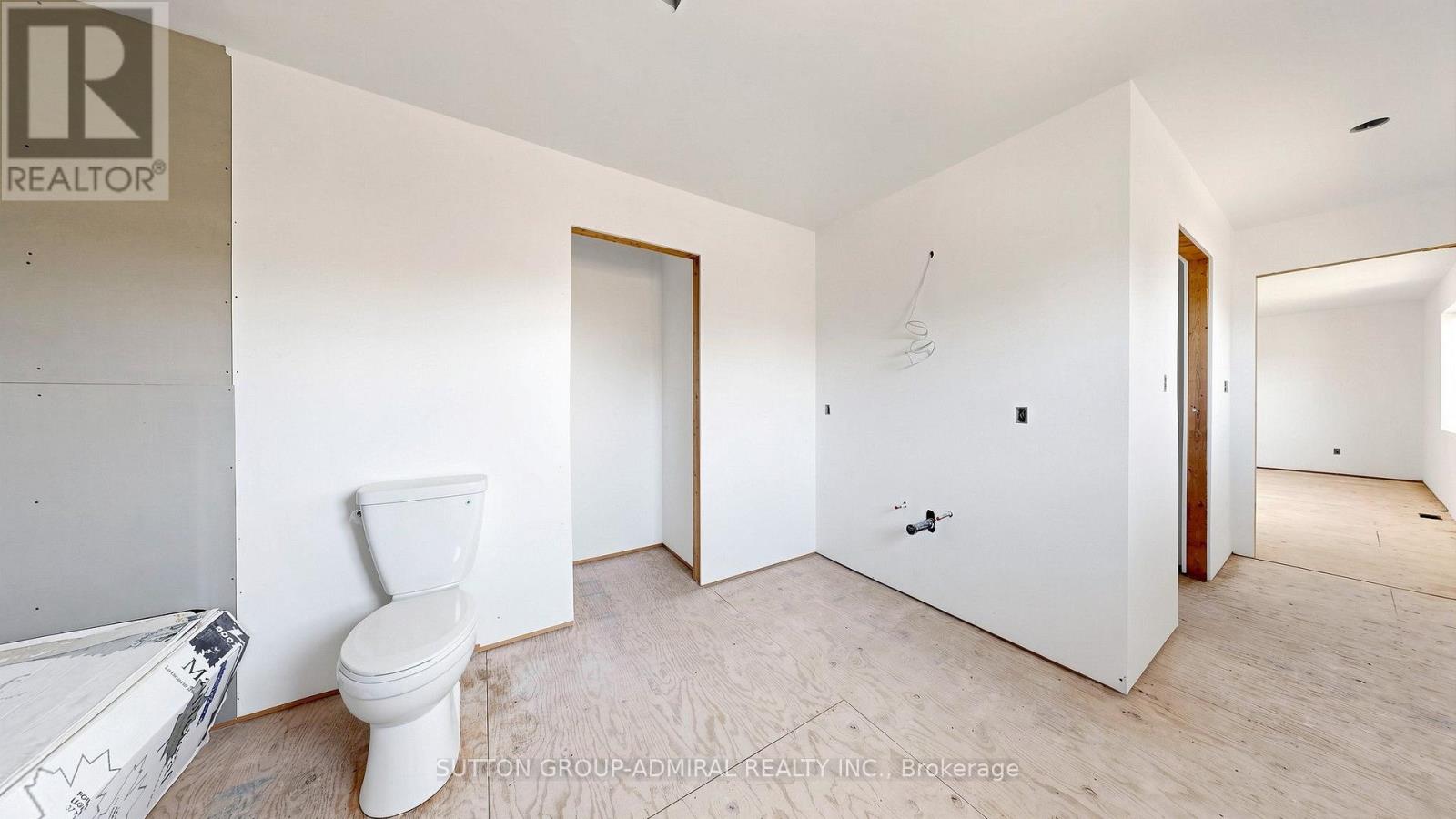 62 Rosemeade Avenue, Toronto, Ontario  M8Y 3A5 - Photo 39 - W13566808