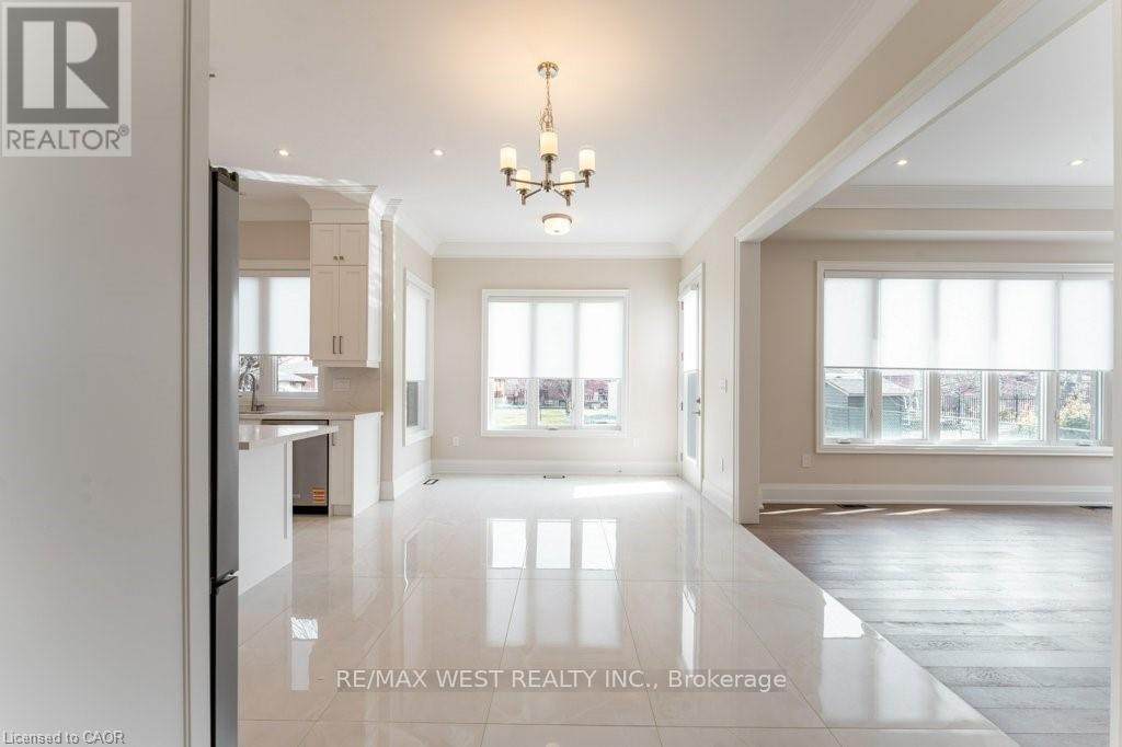 119 Jay Street, Toronto, Ontario M6L 2M3 - Photo 11 - W13566844