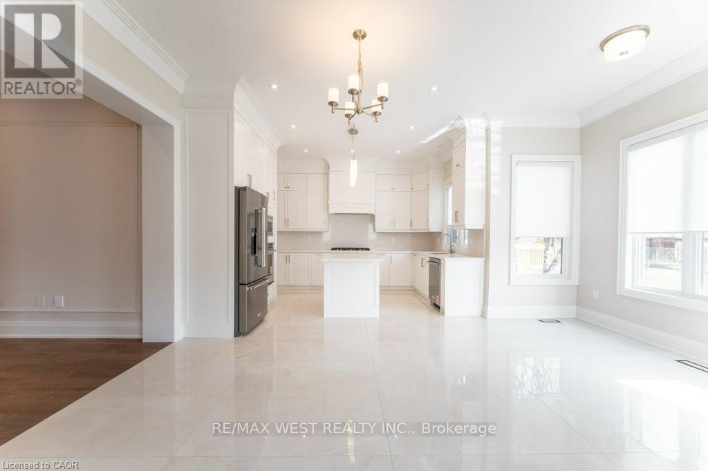 119 Jay Street, Toronto, Ontario M6L 2M3 - Photo 13 - W13566844