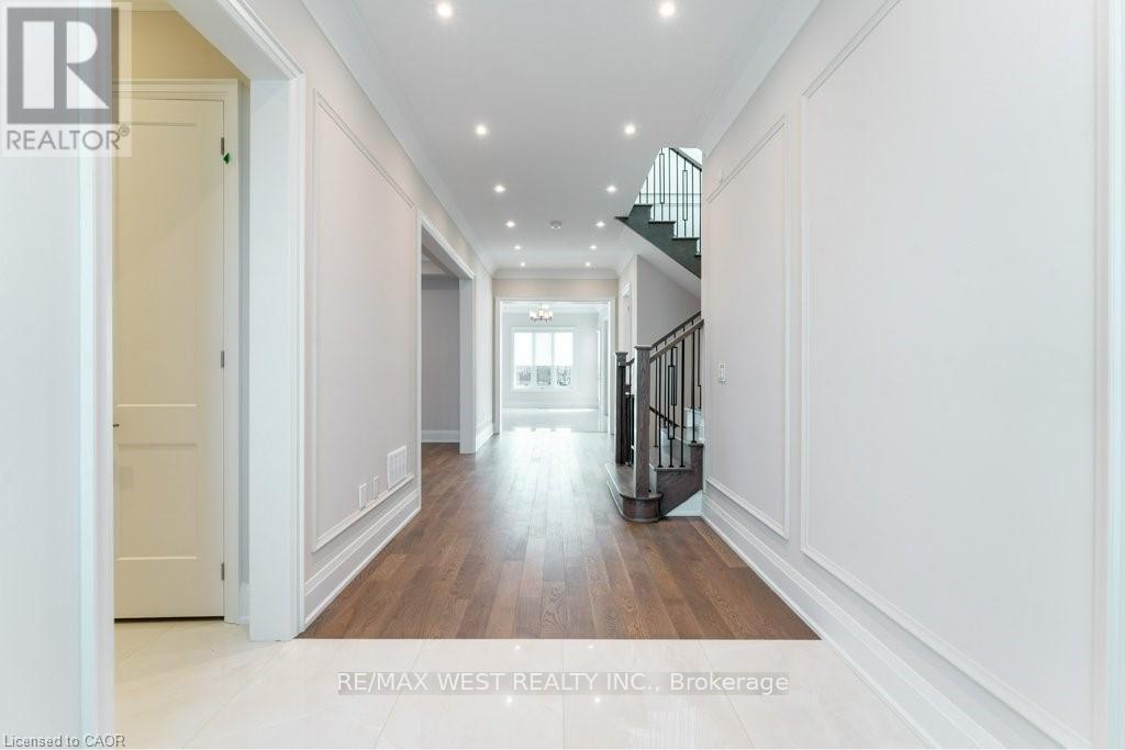 119 Jay Street, Toronto, Ontario M6L 2M3 - Photo 8 - W13566844