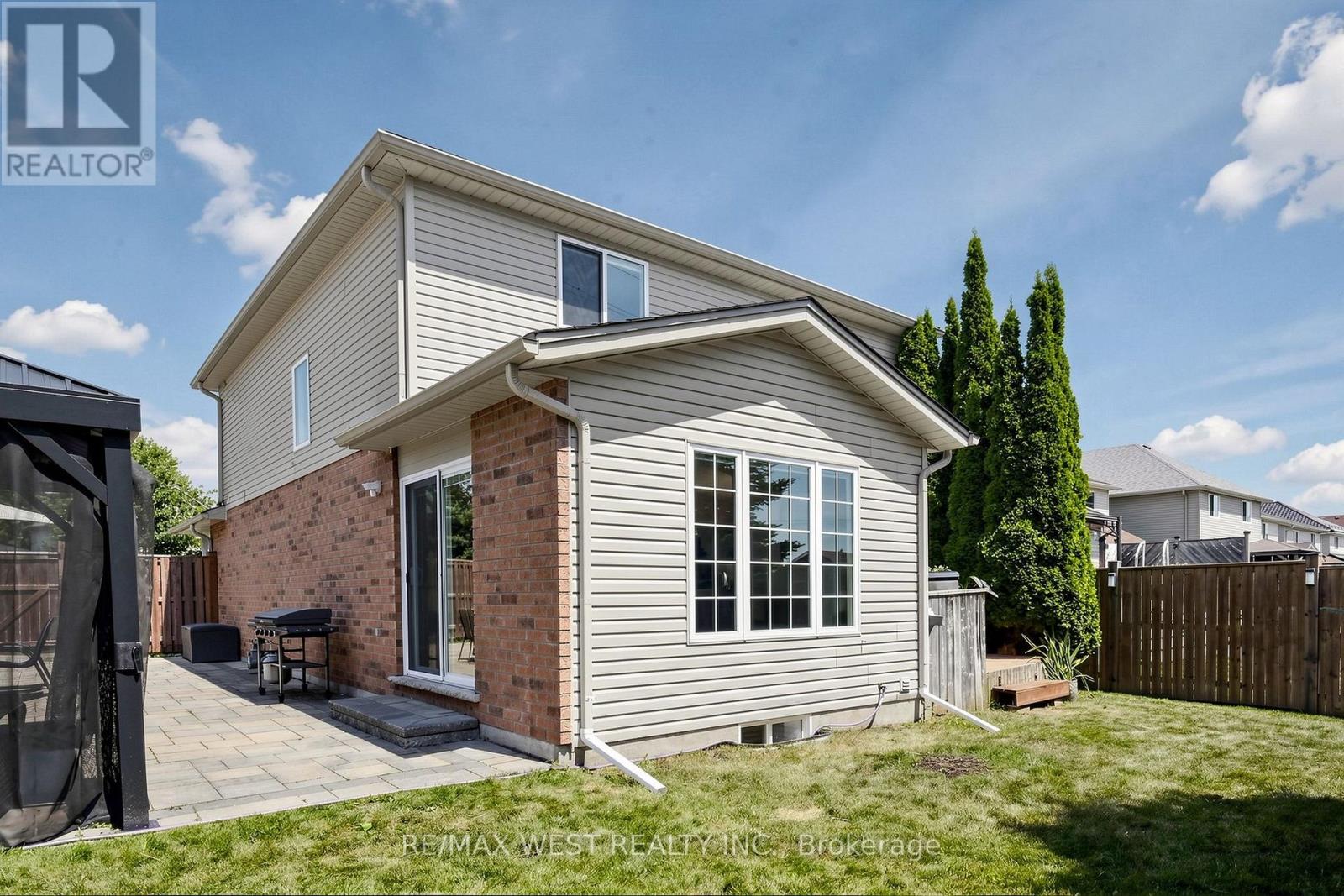 571 St Moritz Avenue, Waterloo, Ontario  N2T 2Z3 - Photo 39 - X13565710
