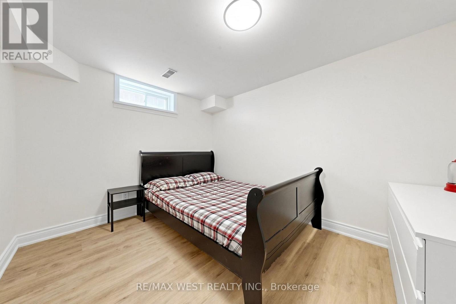 571 St Moritz Avenue, Waterloo, Ontario  N2T 2Z3 - Photo 33 - X13565710