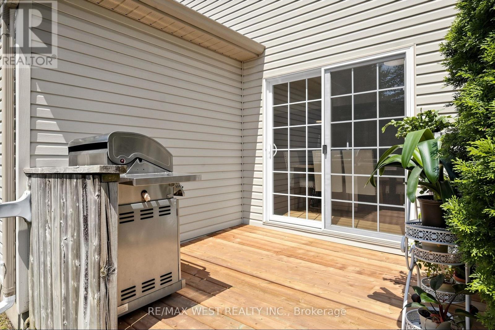 571 St Moritz Avenue, Waterloo, Ontario  N2T 2Z3 - Photo 41 - X13565710