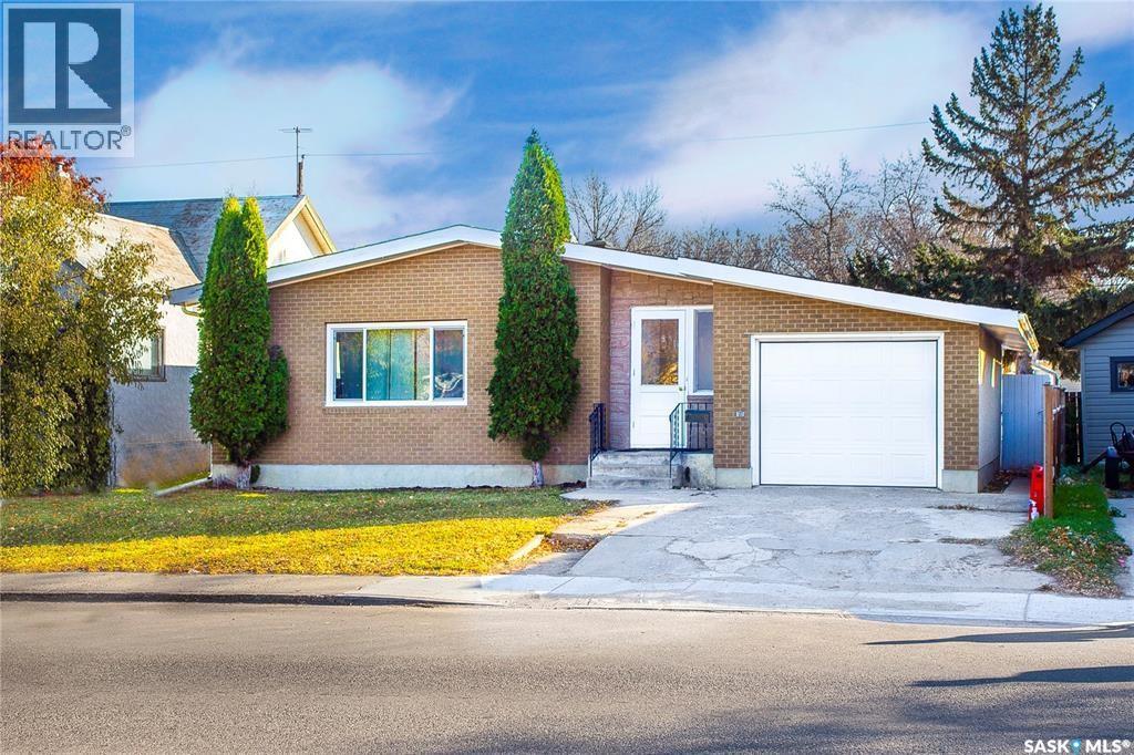 1818 C AVENUE N, Saskatoon