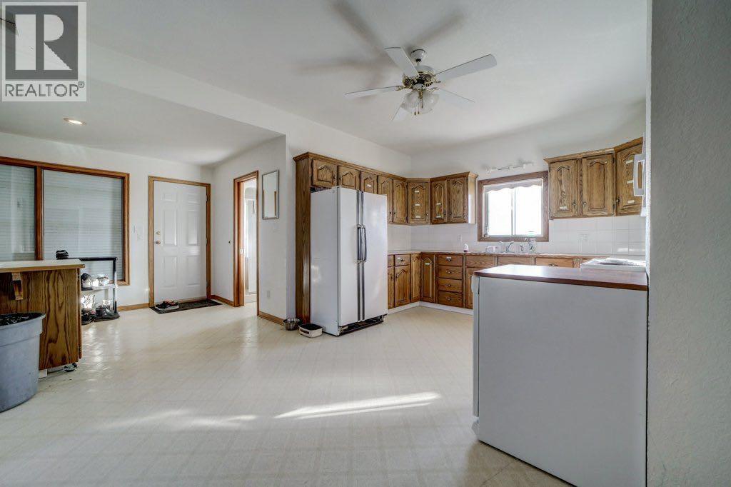 6115 Rge Rd 30-2, Rural Pincher Creek No. 9, Alberta  T0K 1W0 - Photo 16 - A2285124