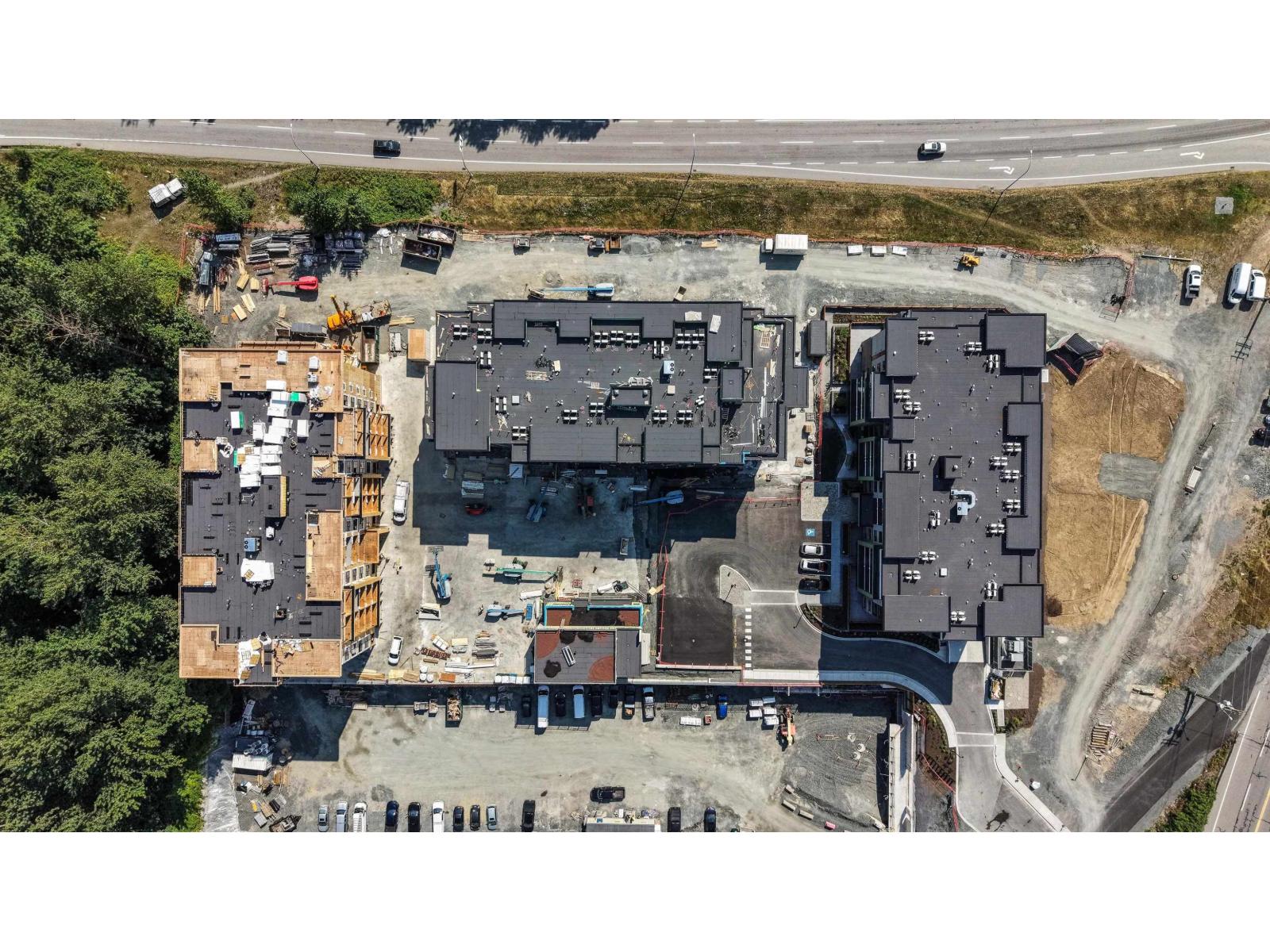 Listing image 24