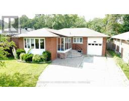 243 HARRYGAN CRESCENT, Richmond Hill, Ontario