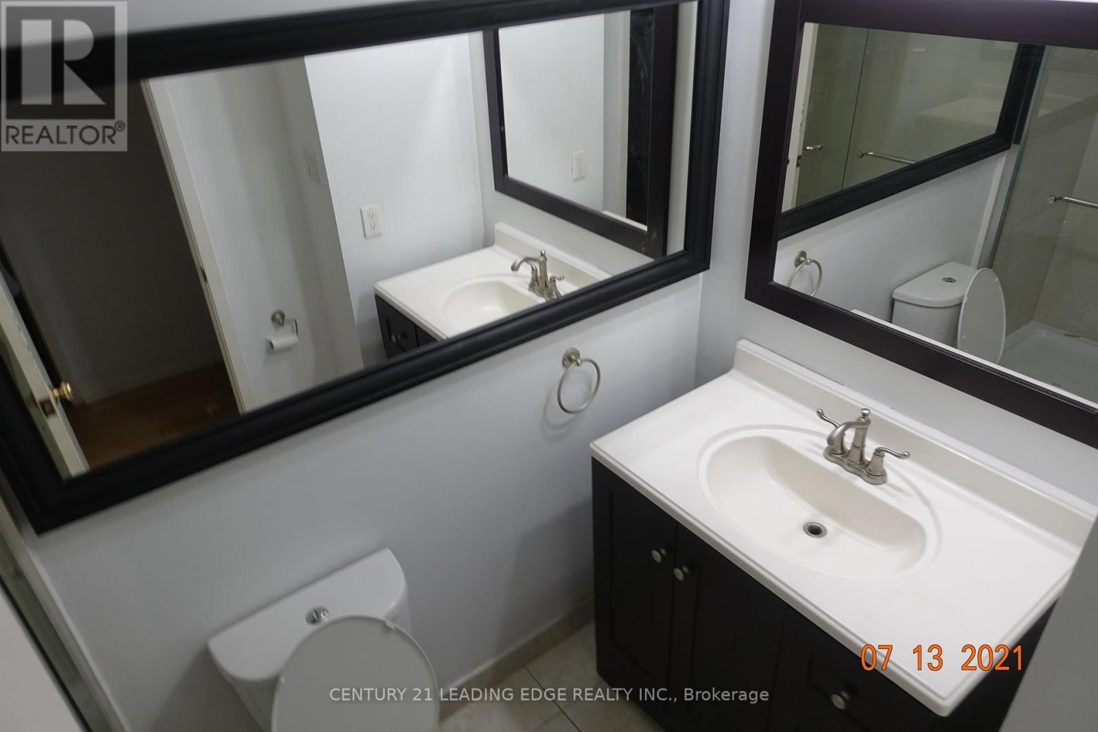 54 Aurora Place, Brampton, Ontario L6Z 2A8 - Photo 16 - W13550574