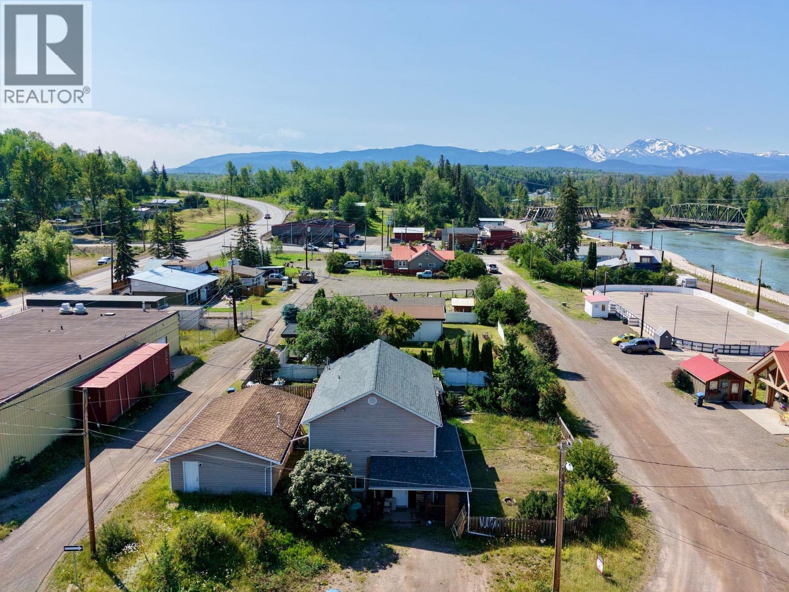 1653-1655 Fifth Street, Telkwa, British Columbia V0J 2X0 - Photo 4 - R3127975
