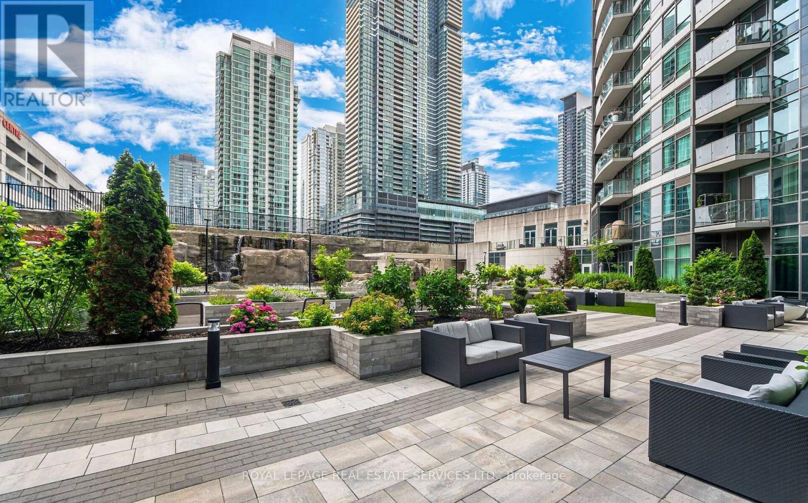 1802 - 361 Front Street W, Toronto, Ontario  M5V 3R5 - Photo 9 - C13566884