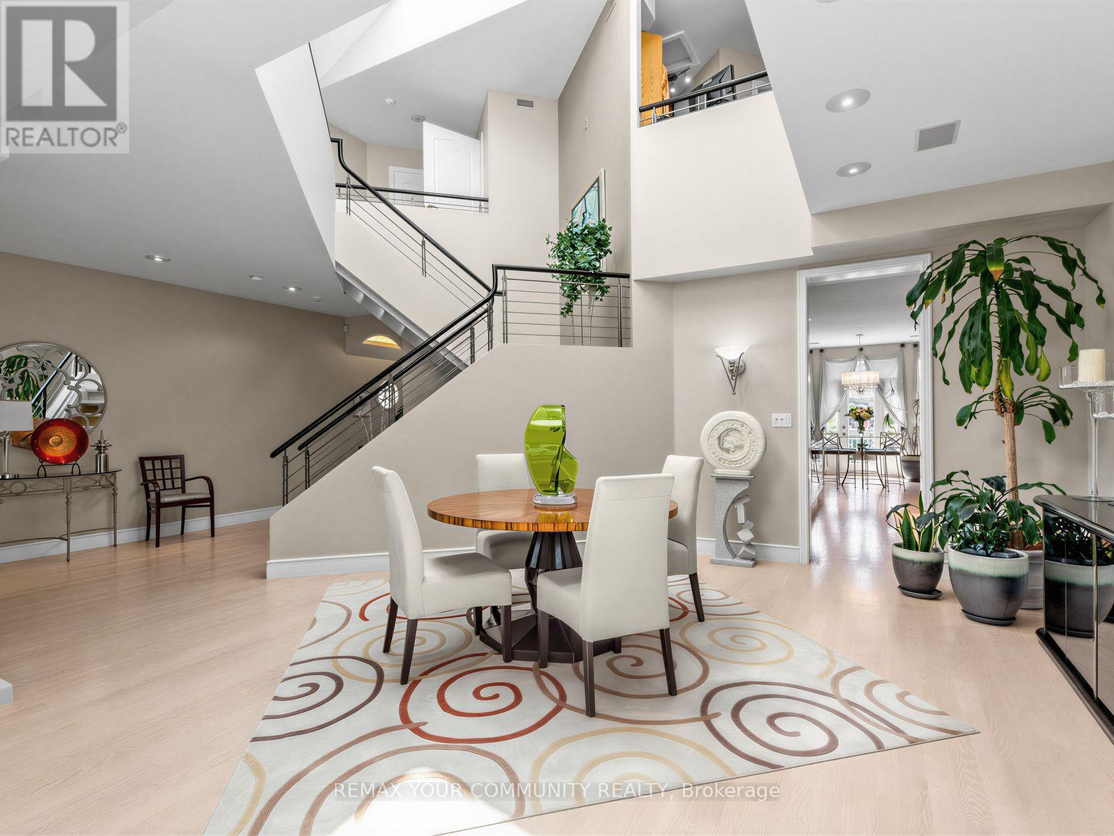 477 Old Orchard Grove, Toronto, Ontario  M5M 2G3 - Photo 15 - C13567014