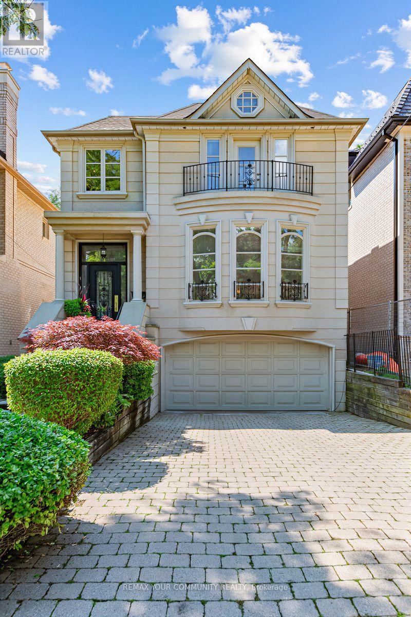 477 Old Orchard Grove, Toronto, Ontario  M5M 2G3 - Photo 3 - C13567014