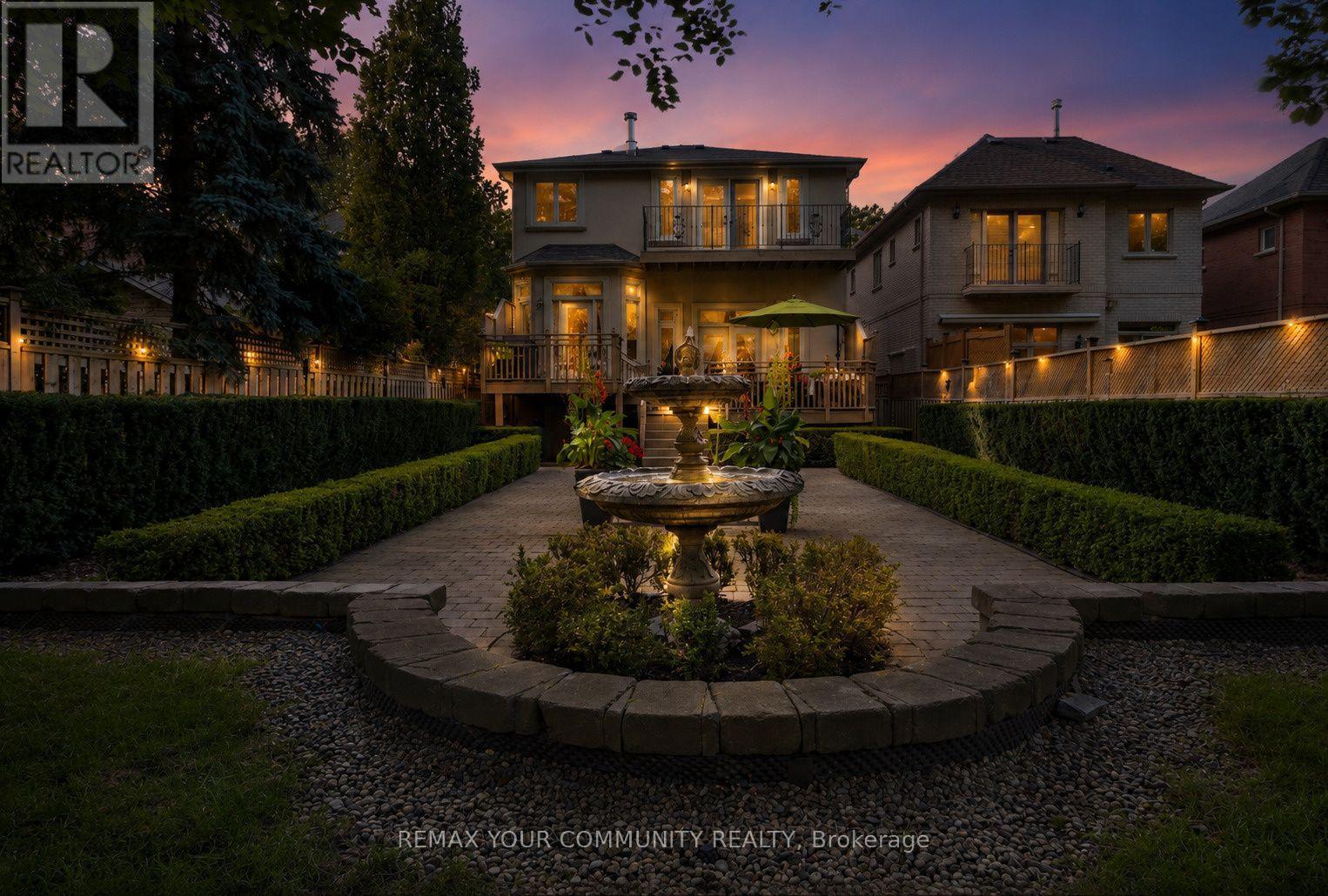 477 Old Orchard Grove, Toronto, Ontario  M5M 2G3 - Photo 4 - C13567014