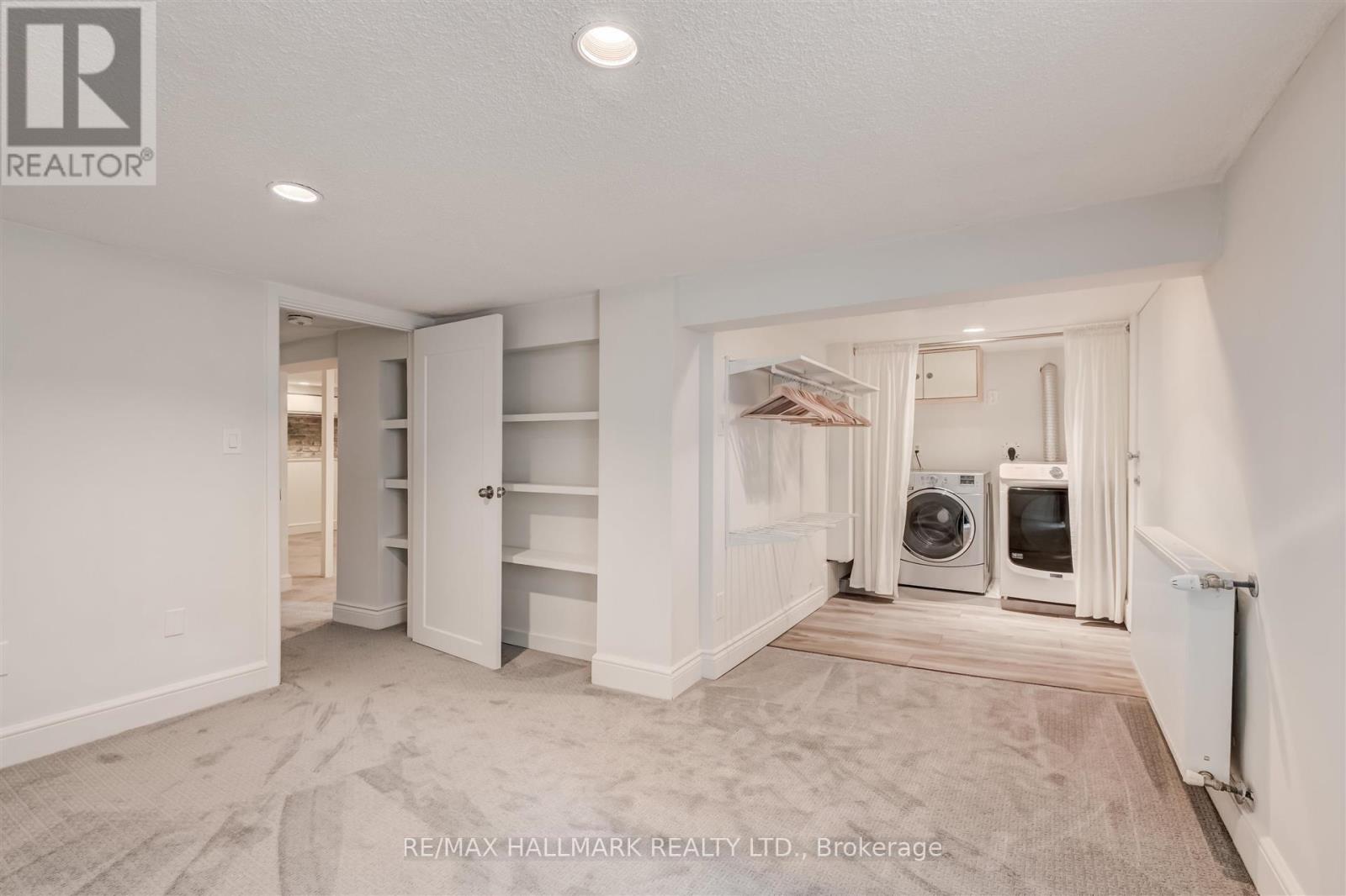 584 Logan Avenue, Toronto, Ontario  M4K 3B8 - Photo 21 - E13566900
