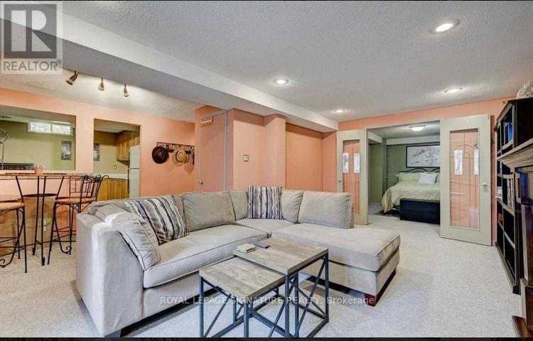 608 SPRINGVIEW DRIVE