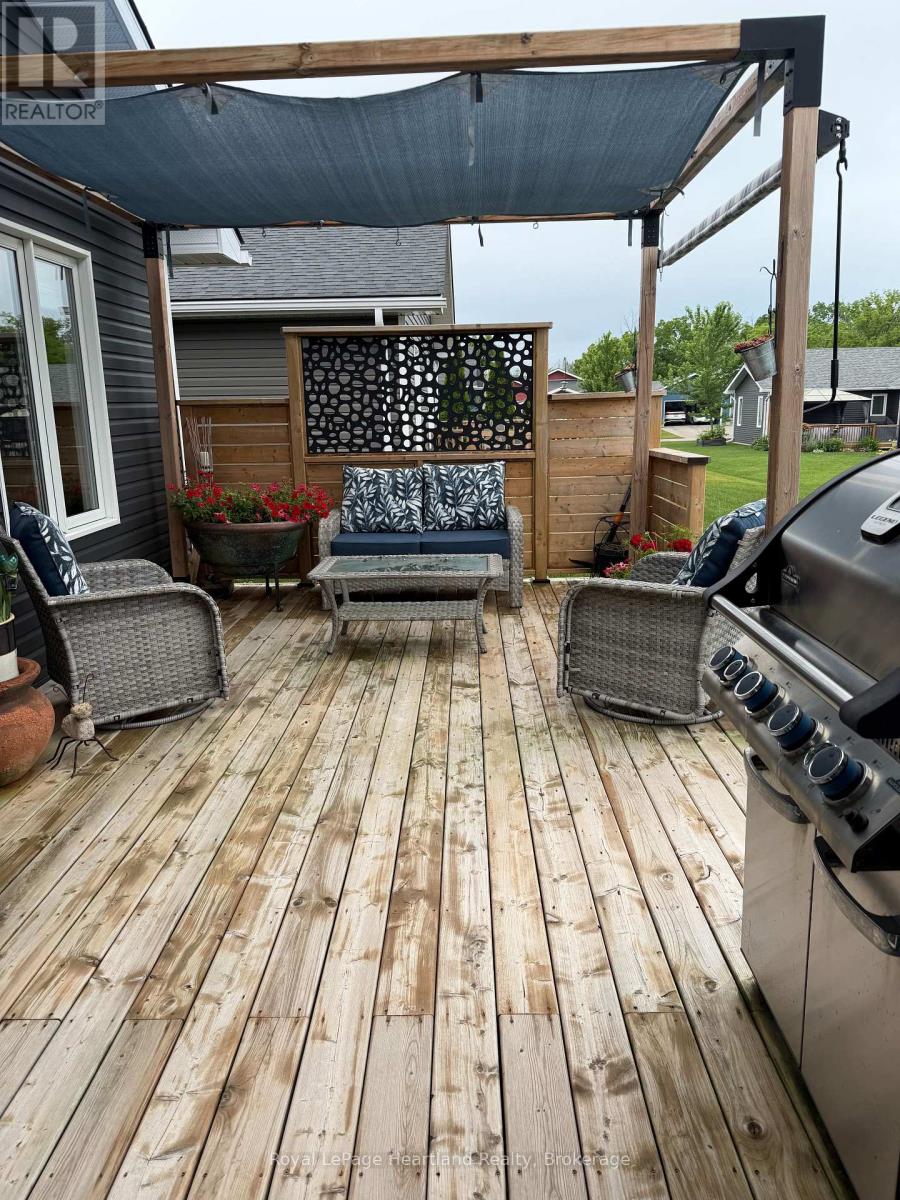 80 Lake Breeze Drive, Ashfield-Colborne-Wawanosh, Ontario  N7A 0B9 - Photo 37 - X13210136