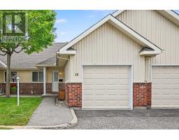 18 DAPHNE CRESCENT, ottawa, Ontario