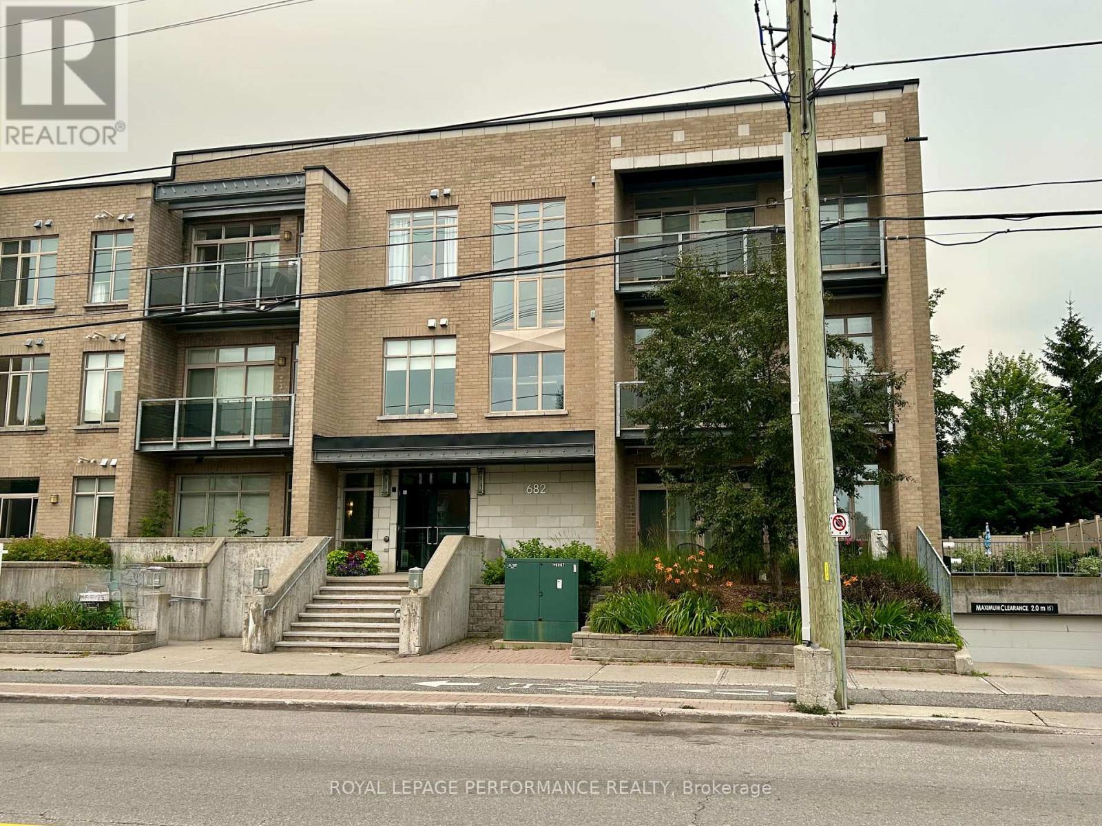 201 - 682 CHURCHILL AVENUE, Ottawa, Ontario