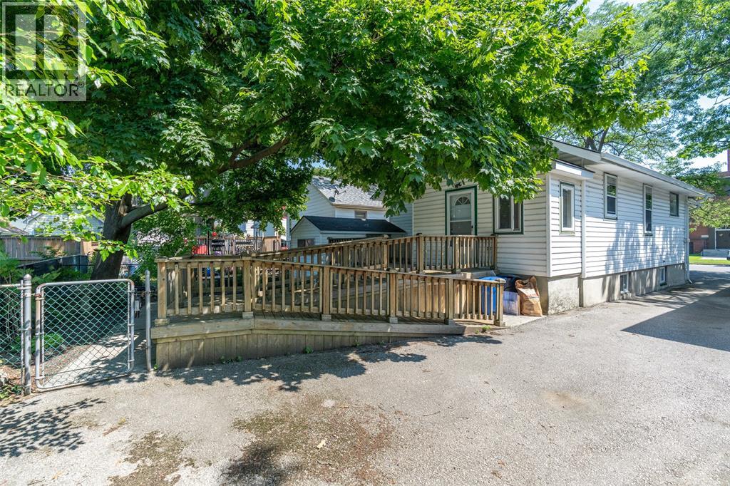 288 Nelson Street, Sarnia photo 6