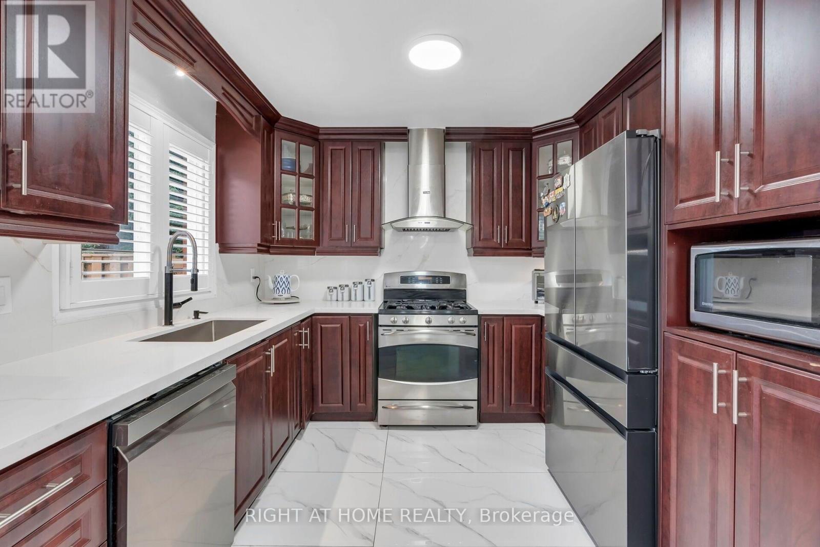 4487 Inchbury Road, Mississauga, Ontario  L5M 4J8 - Photo 14 - W13508184