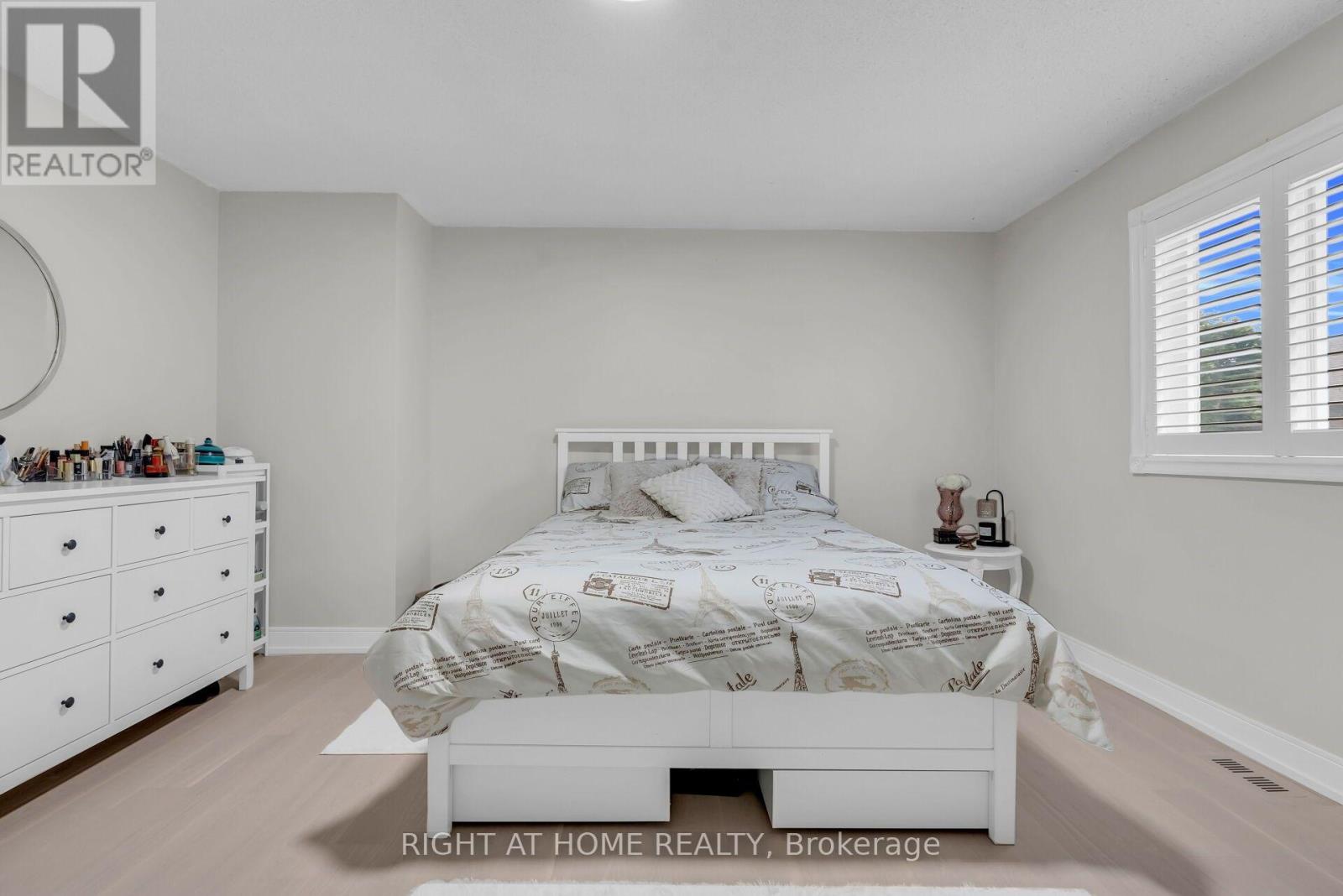 4487 Inchbury Road, Mississauga, Ontario  L5M 4J8 - Photo 30 - W13508184