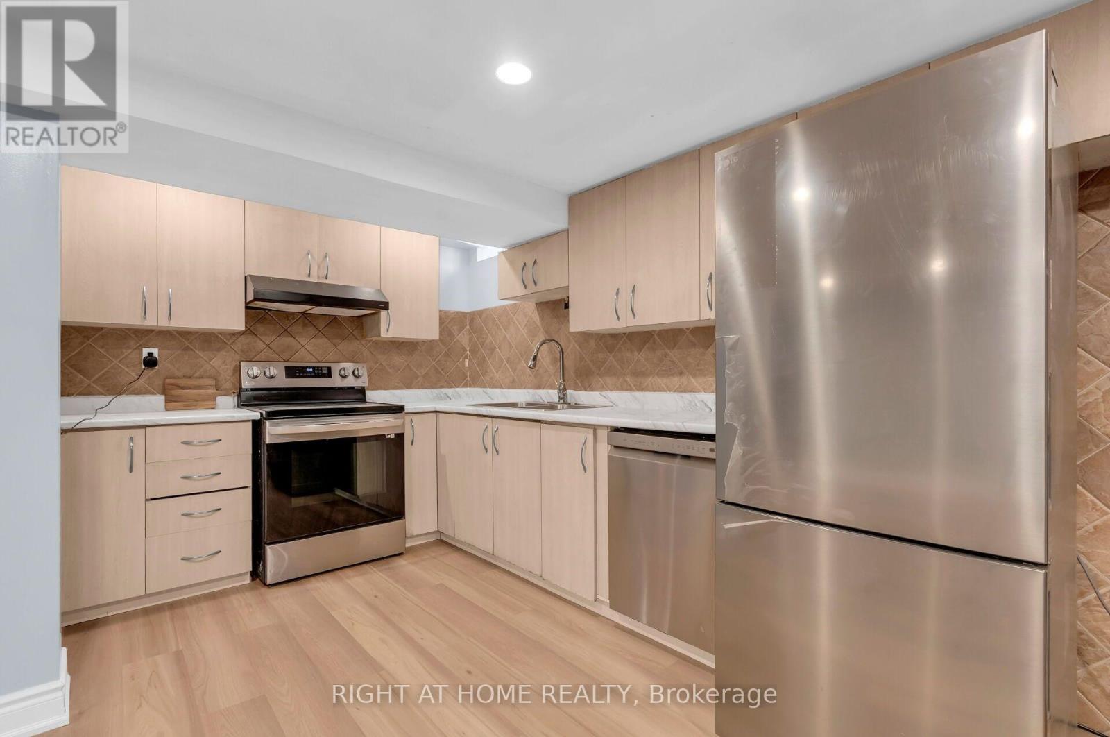 4487 Inchbury Road, Mississauga, Ontario  L5M 4J8 - Photo 40 - W13508184
